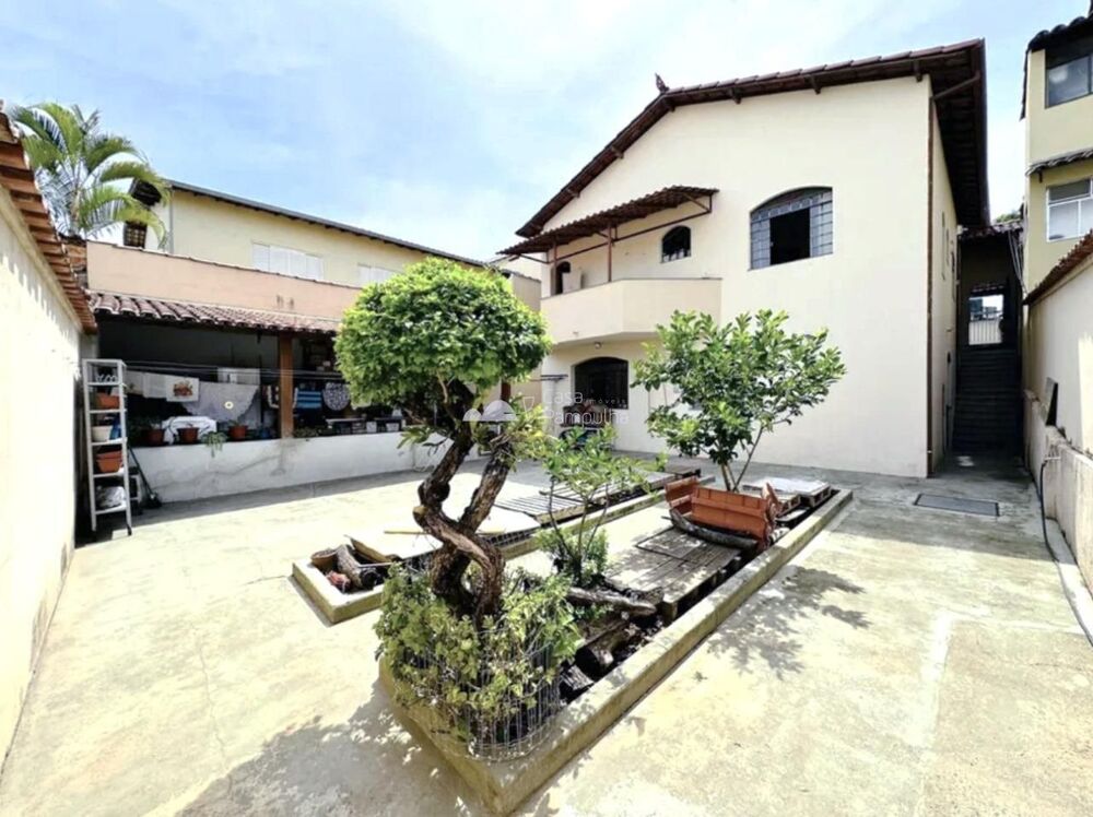 Casa à venda com 5 quartos, 360m² - Foto 13