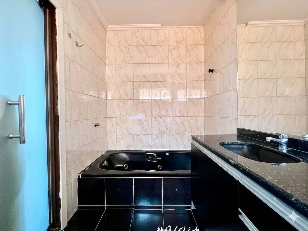 Casa, 4 quartos, 397 m² - Foto 2