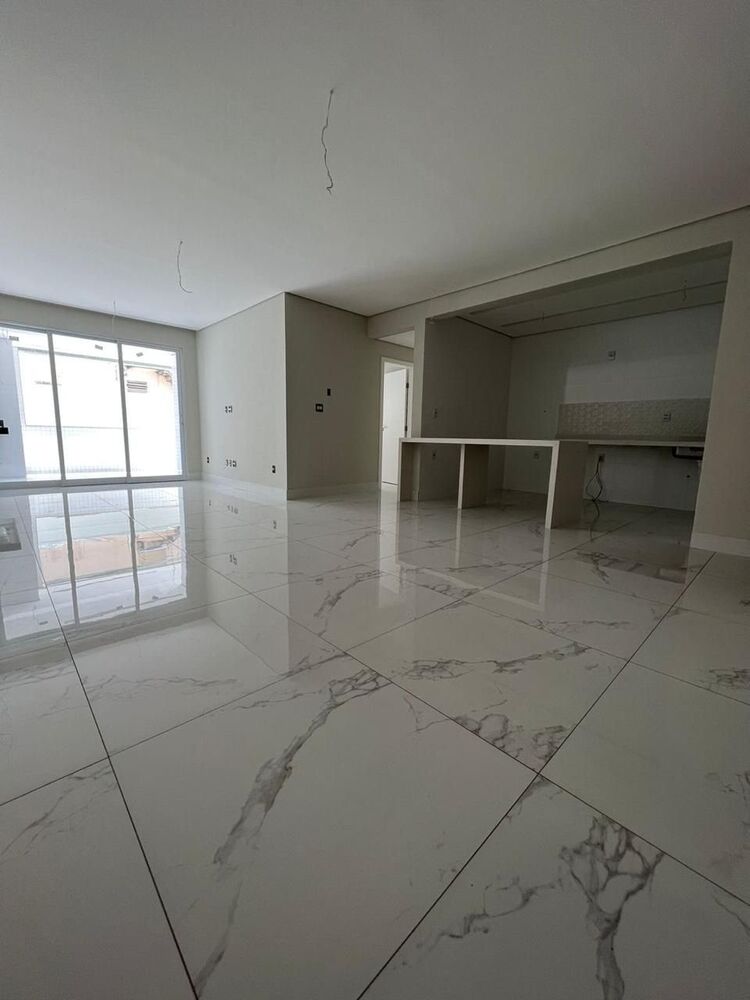 Apartamento à venda com 3 quartos, 140m² - Foto 7
