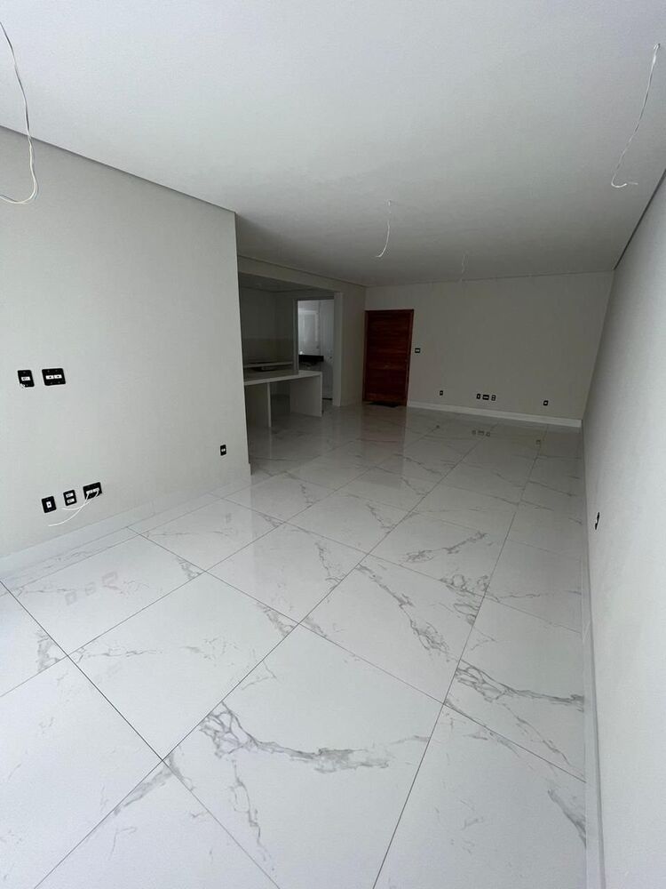 Apartamento à venda com 3 quartos, 140m² - Foto 6