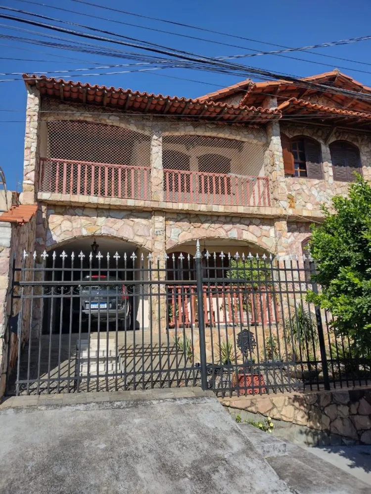 Casa, 6 quartos, 400 m² - Foto 1