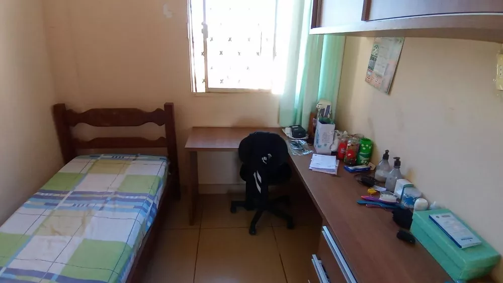 Apartamento à venda com 3 quartos, 75m² - Foto 4