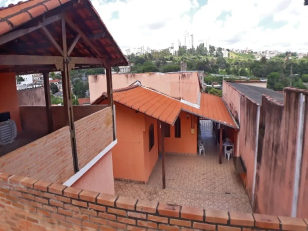 Casa, 3 quartos, 360 m² - Foto 1