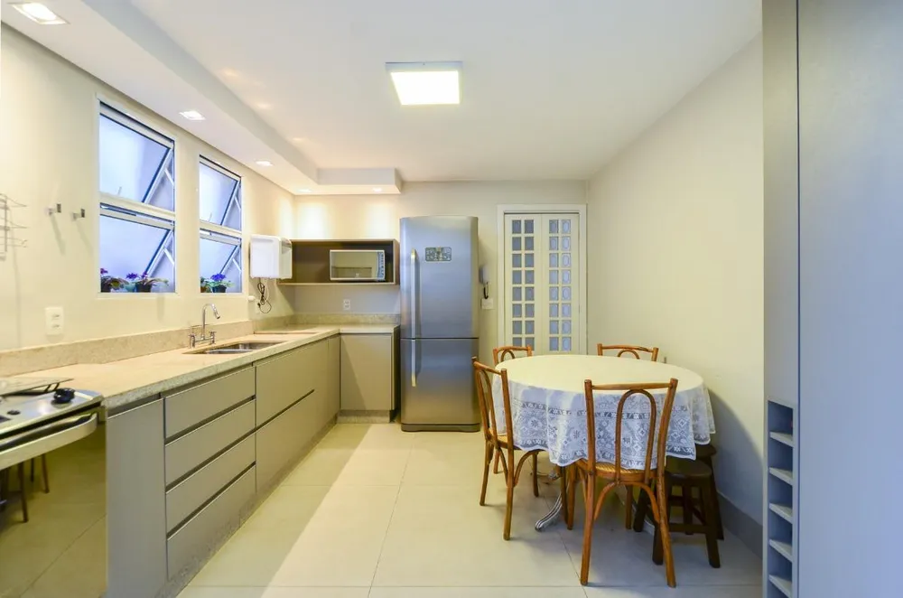 Casa, 3 quartos, 200 m² - Foto 4