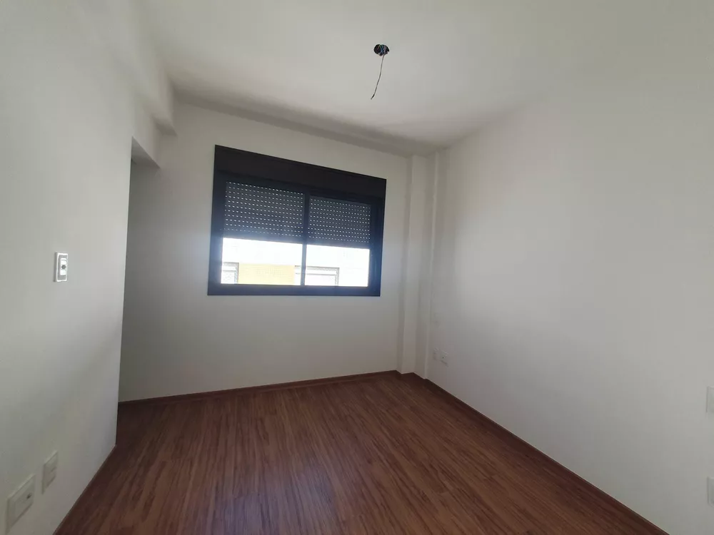 Apartamento à venda com 3 quartos, 75m² - Foto 8