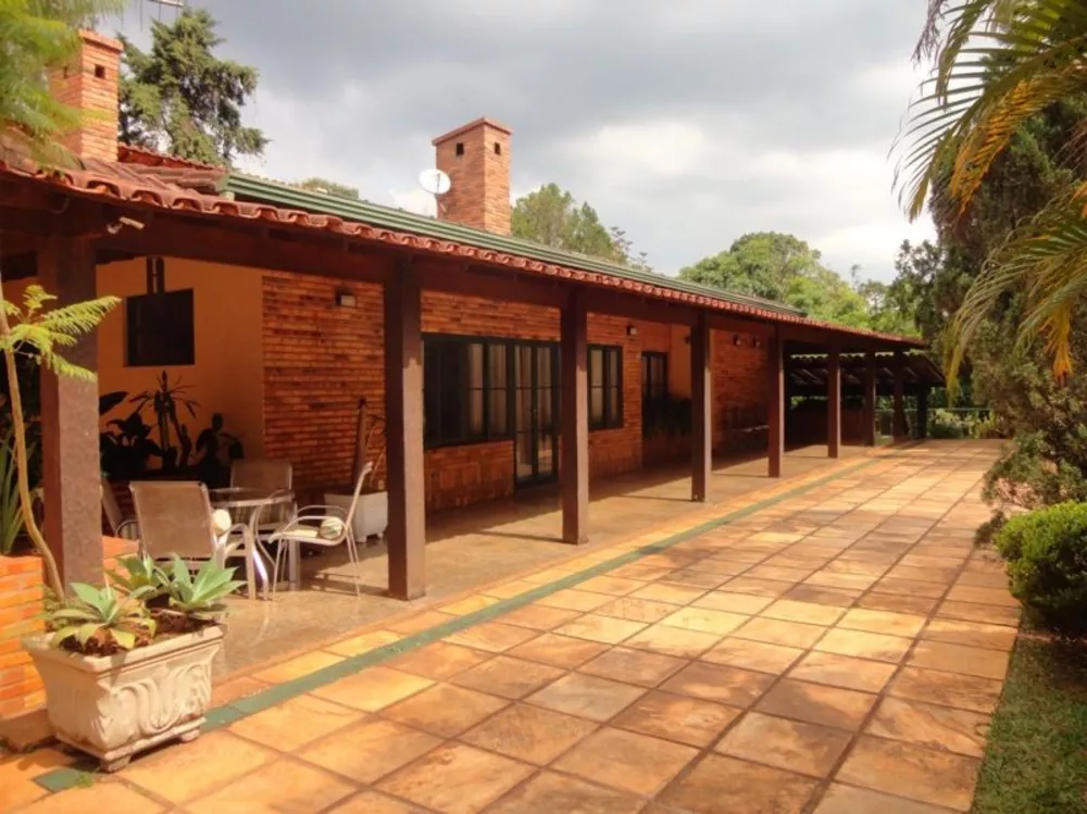 Casa de Condomínio à venda com 5 quartos, 965m² - Foto 1