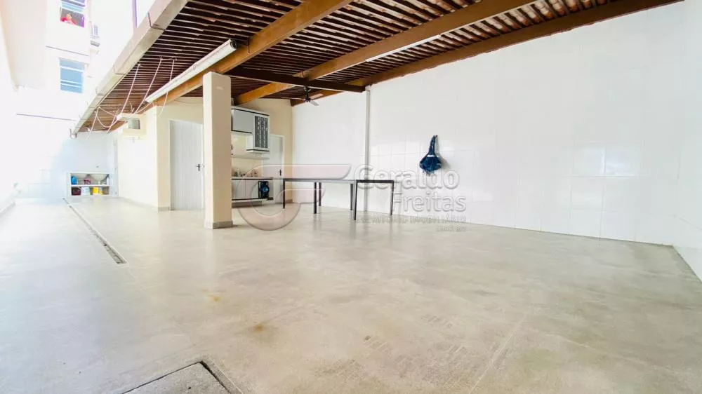 Casa à venda com 4 quartos, 232m² - Foto 15