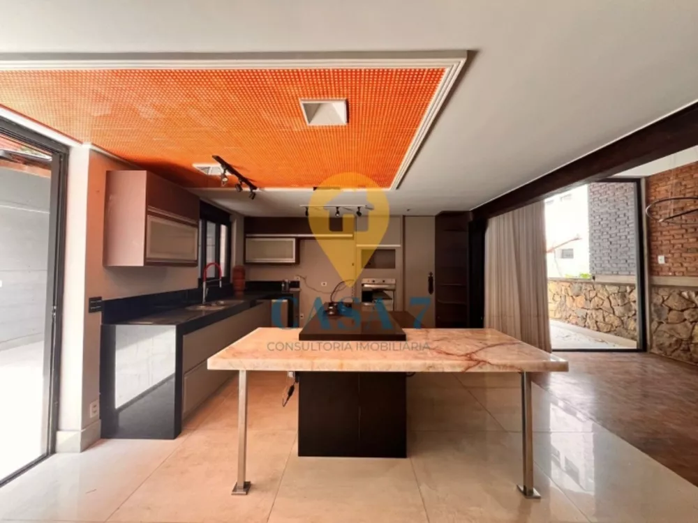 Casa à venda com 4 quartos, 360m² - Foto 8