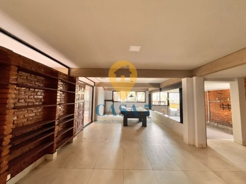 Casa à venda com 4 quartos, 360m² - Foto 3