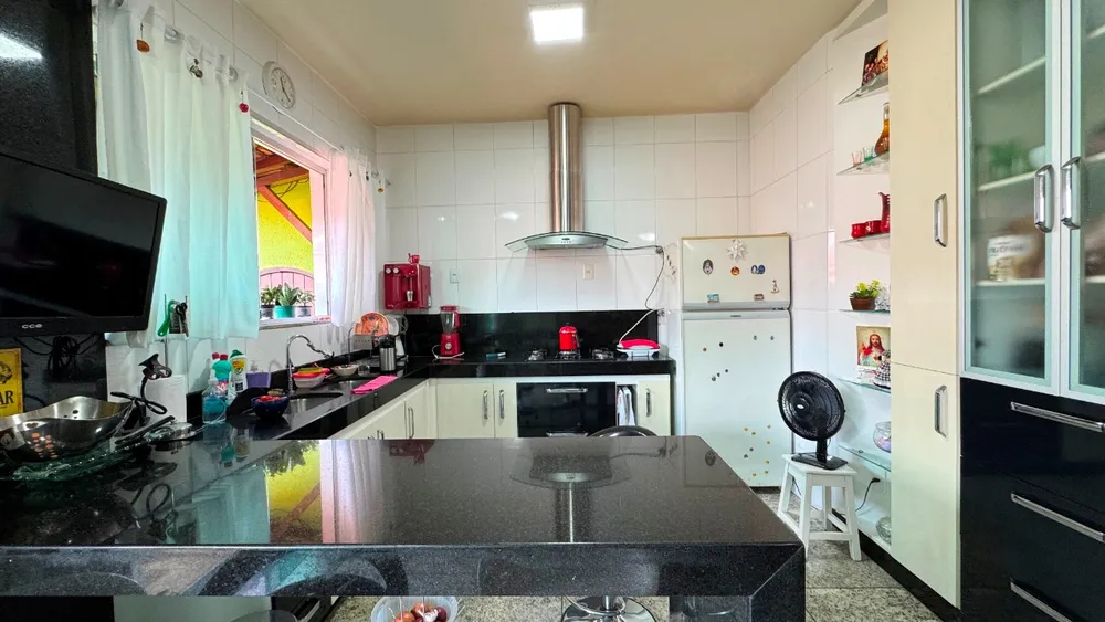 Casa, 4 quartos, 360 m² - Foto 13