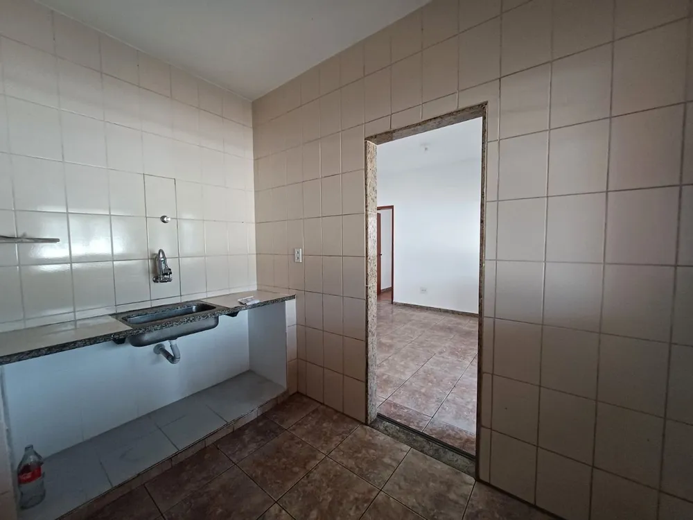 Casa, 4 quartos, 161 m² - Foto 1