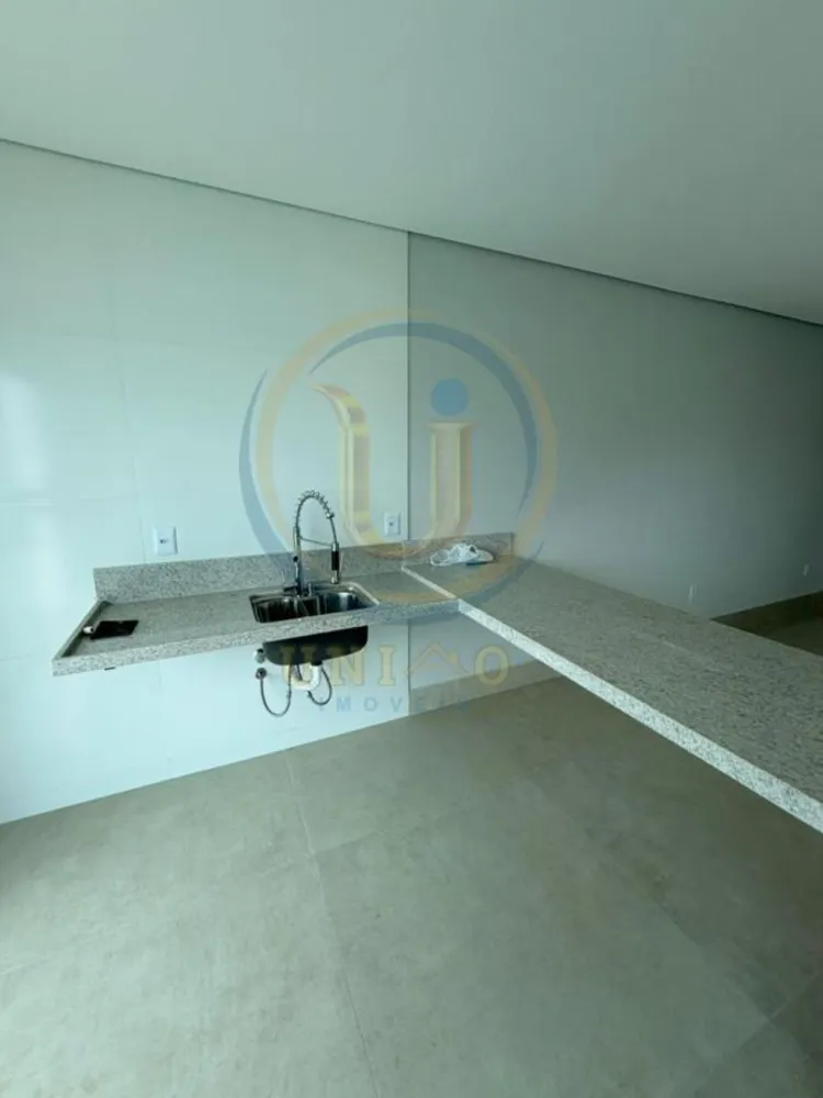 Casa, 3 quartos, 180 m² - Foto 3