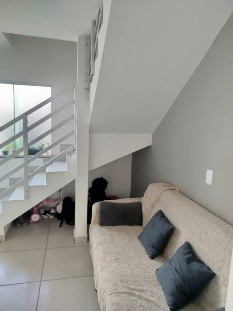 Casa, 2 quartos, 80 m² - Foto 1