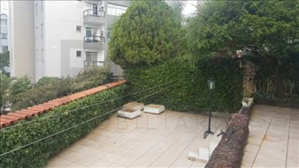 Casa, 4 quartos, 303 m² - Foto 1