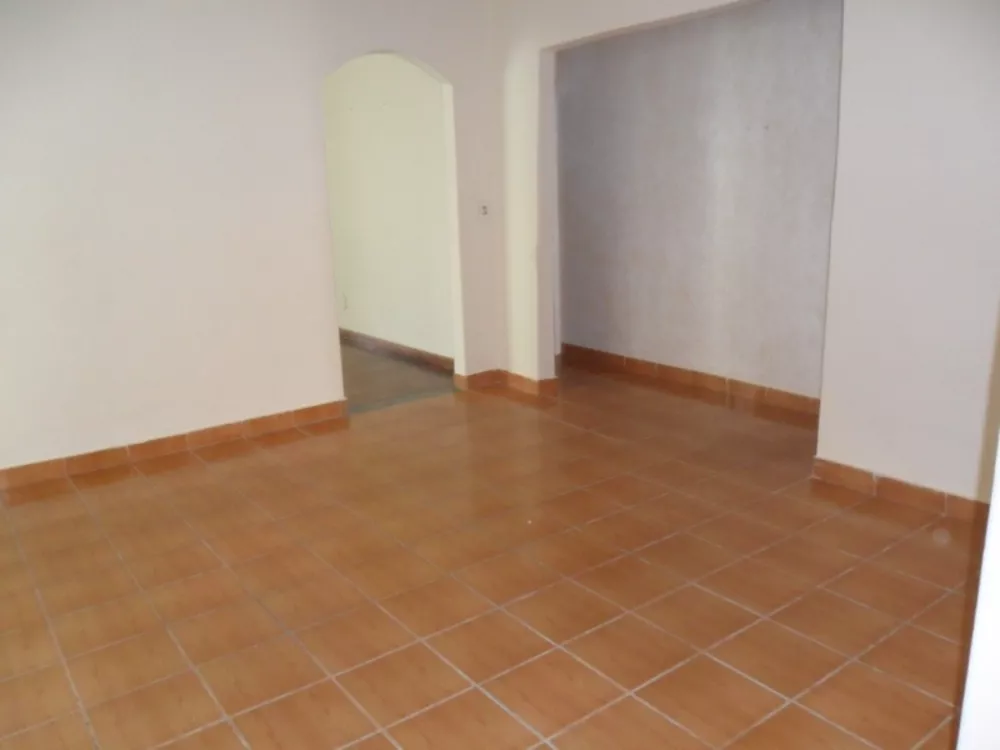 Casa à venda com 4 quartos, 208m² - Foto 14