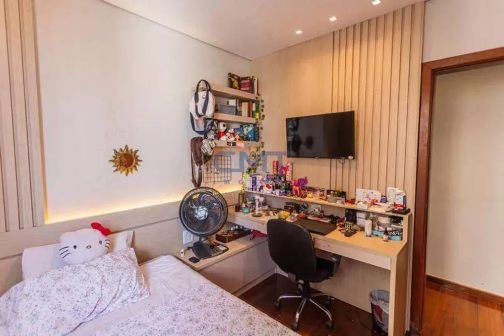 Cobertura, 3 quartos, 210 m² - Foto 11