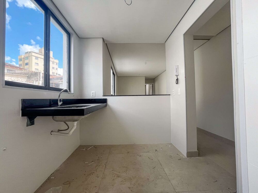 Apartamento à venda com 1 quarto, 40m² - Foto 2