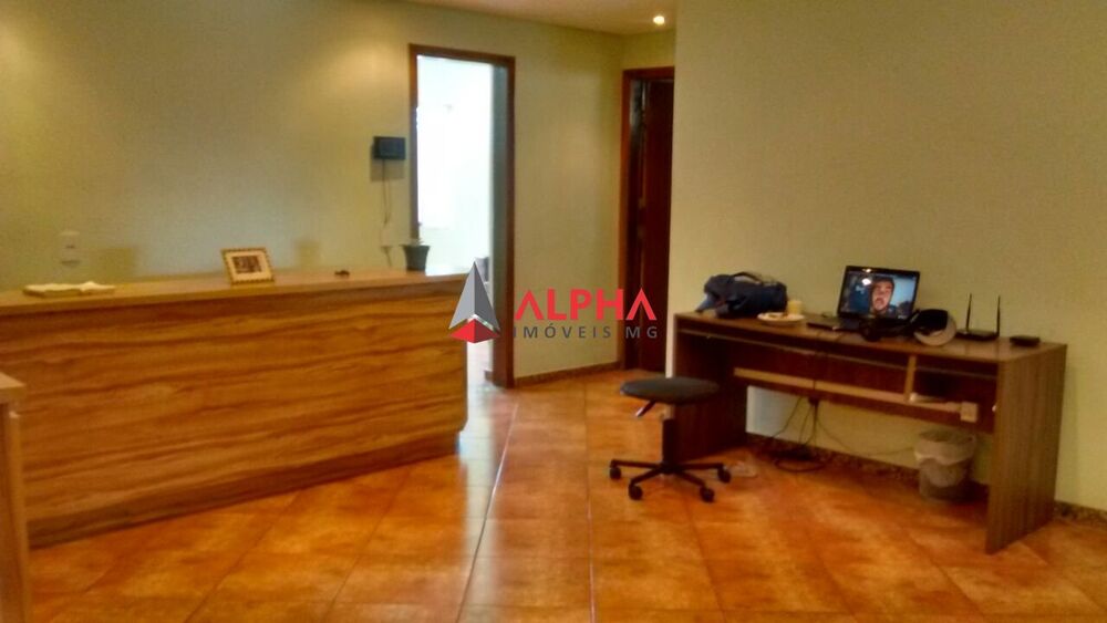 Casa à venda com 4 quartos, 300m² - Foto 5