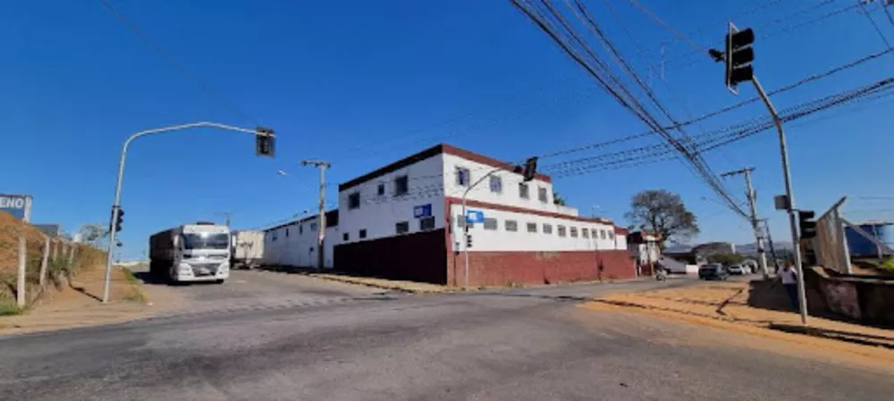 Depósito-Galpão-Armazém para alugar, 10000m² - Foto 1