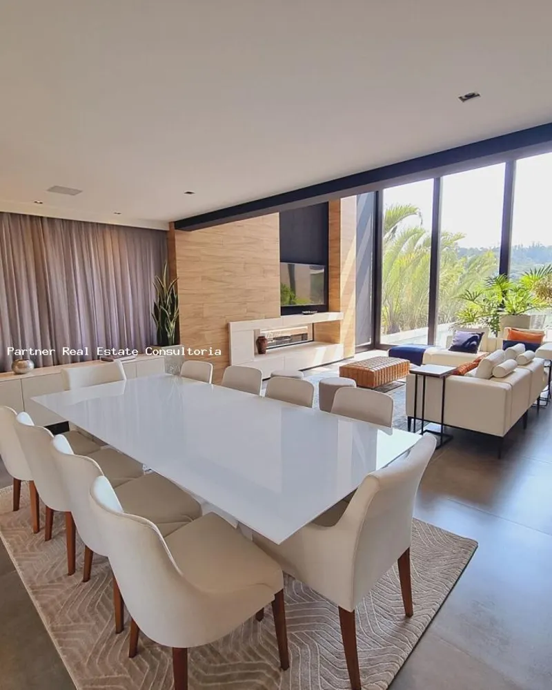 Casa, 4 quartos, 610 m² - Foto 1