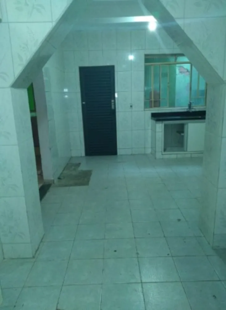 Casa, 5 quartos, 180 m² - Foto 3