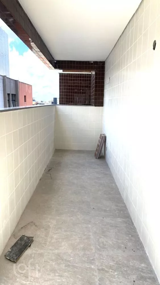 Apartamento à venda com 3 quartos, 144m² - Foto 3