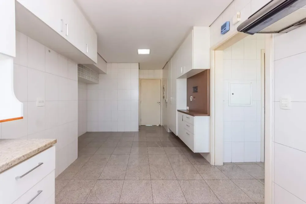 Apartamento, 3 quartos, 159 m² - Foto 2