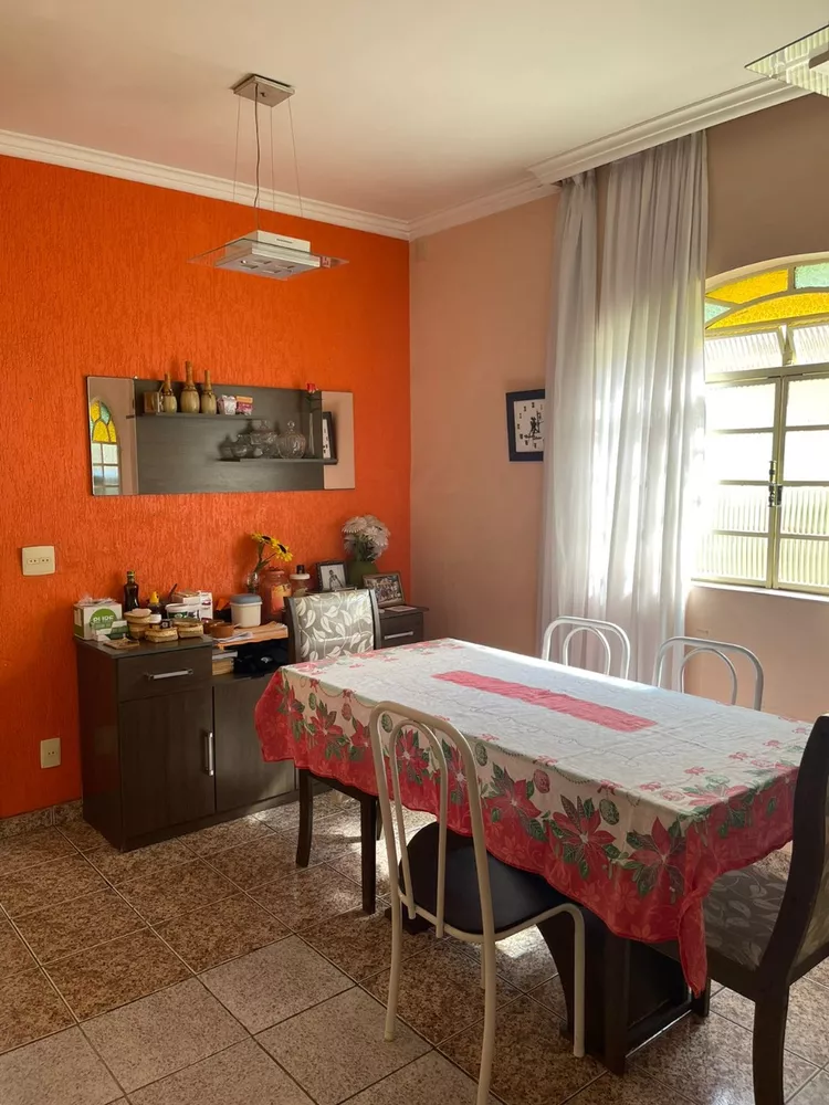 Casa à venda com 3 quartos, 360m² - Foto 6