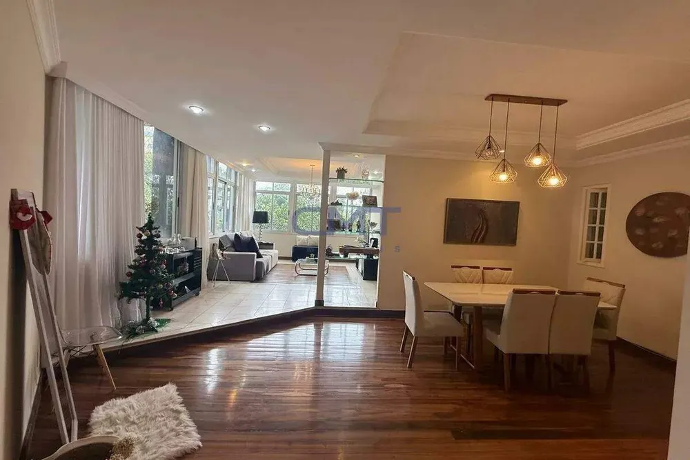 Apartamento, 3 quartos, 140 m² - Foto 1