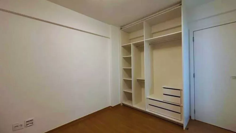 Apartamento à venda com 4 quartos, 141m² - Foto 12