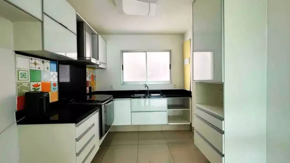 Apartamento à venda com 4 quartos, 141m² - Foto 5