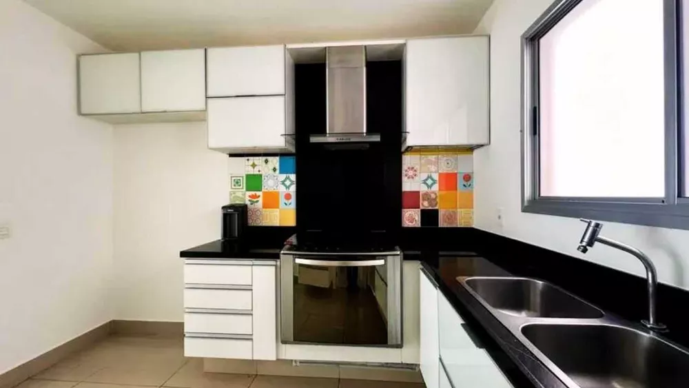 Apartamento à venda com 4 quartos, 141m² - Foto 4