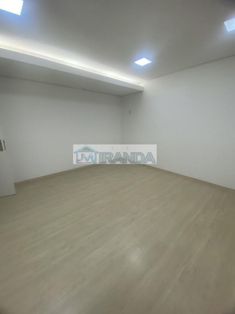 Casa para alugar com 5 quartos, 653m² - Foto 4