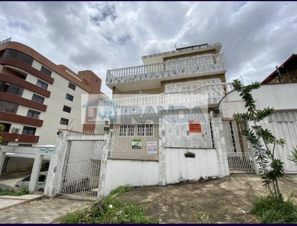 Casa para alugar com 5 quartos, 653m² - Foto 1
