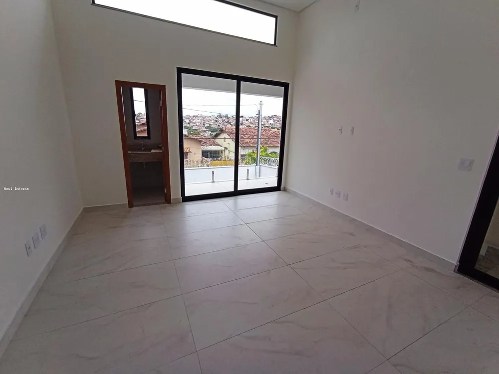 Casa, 3 quartos, 180 m² - Foto 1