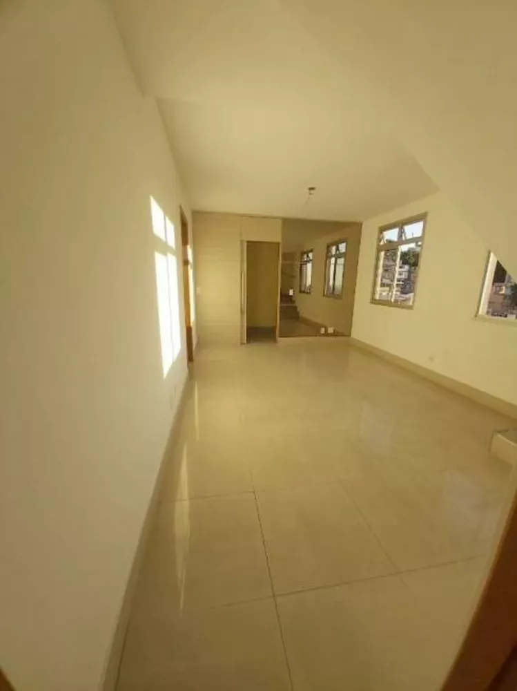 Cobertura à venda com 3 quartos, 165m² - Foto 2