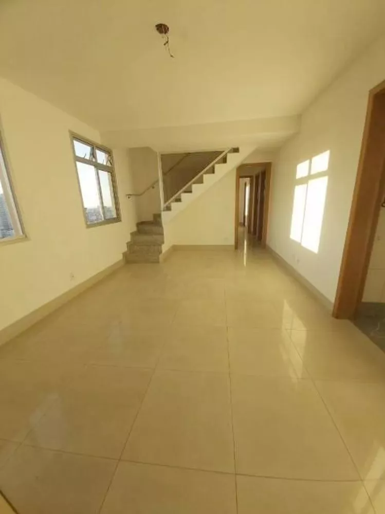 Cobertura à venda com 3 quartos, 165m² - Foto 1