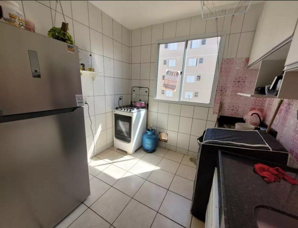 Apartamento à venda com 2 quartos, 48m² - Foto 2