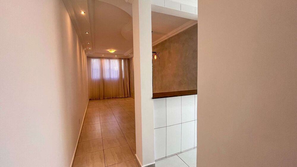 Apartamento à venda com 3 quartos, 70m² - Foto 4
