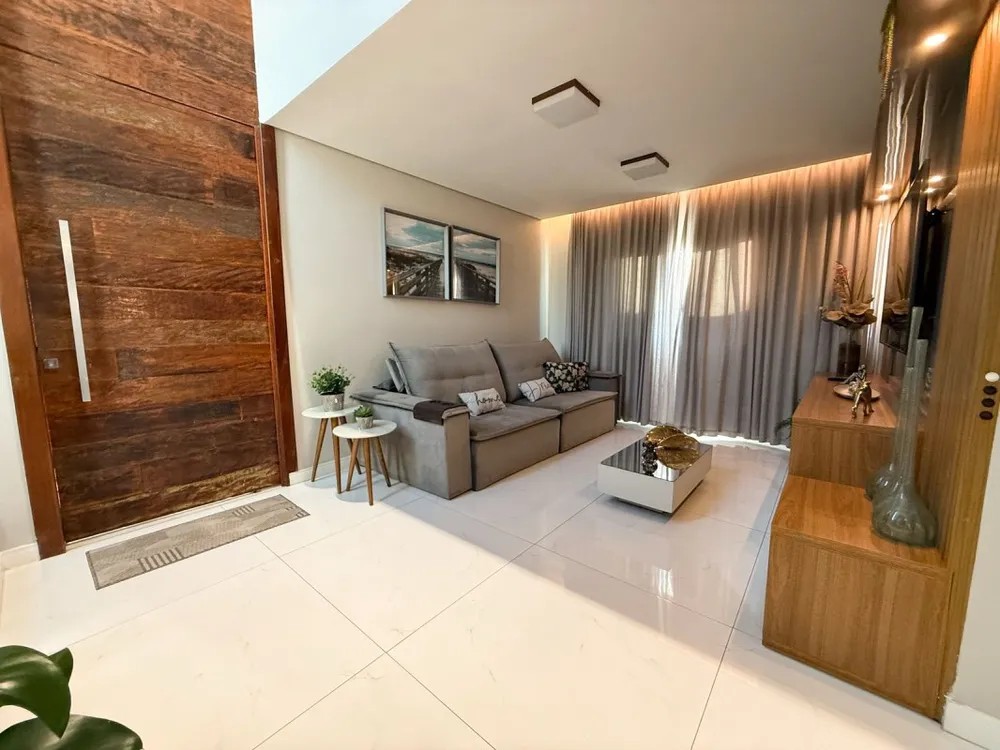 Casa, 3 quartos, 230 m² - Foto 4