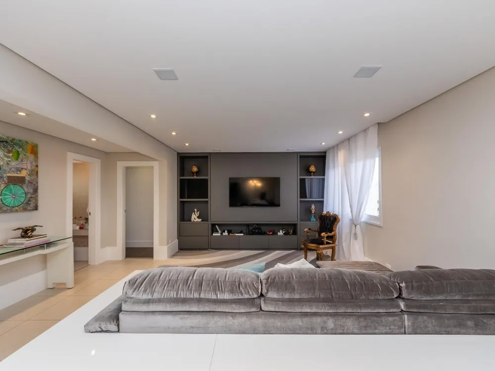 Apartamento, 3 quartos, 187 m² - Foto 1