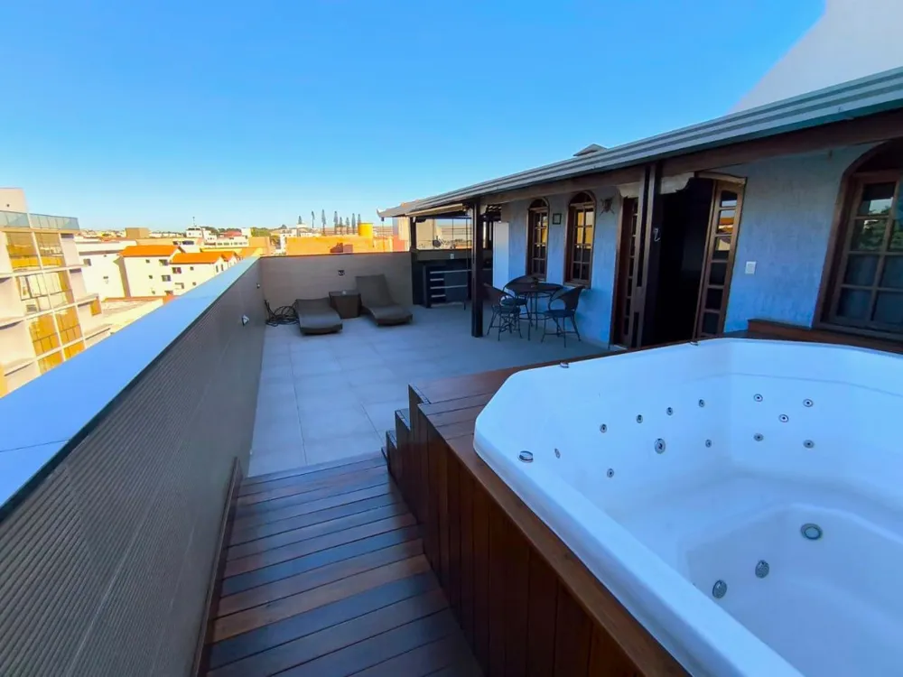 Cobertura, 3 quartos, 189 m² - Foto 4