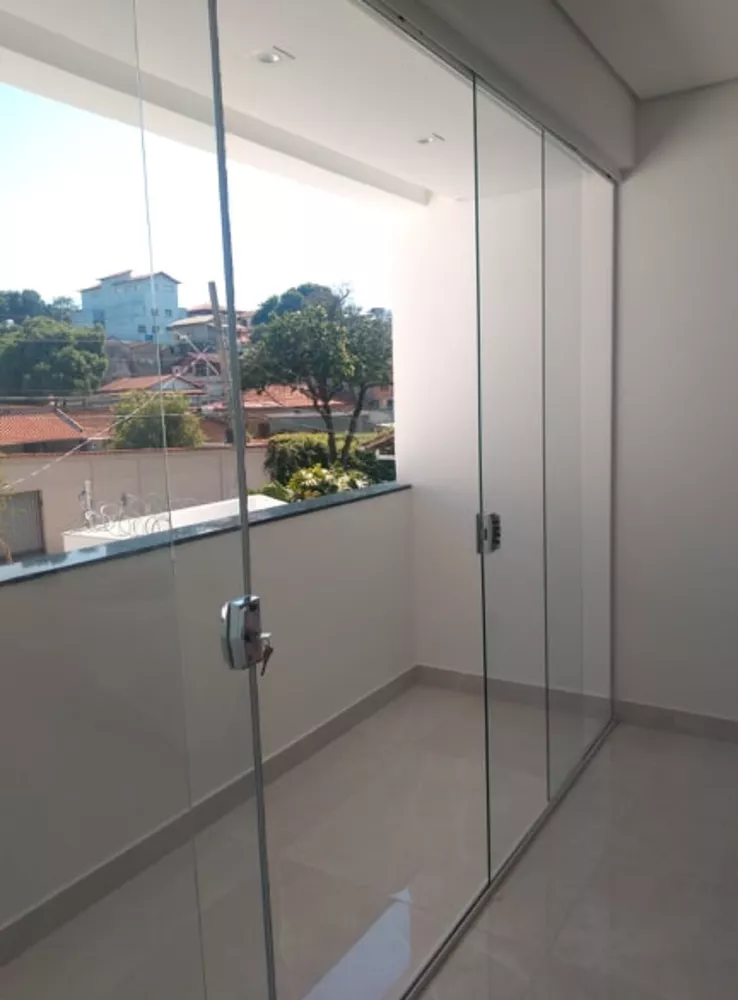 Casa à venda com 3 quartos, 120m² - Foto 3