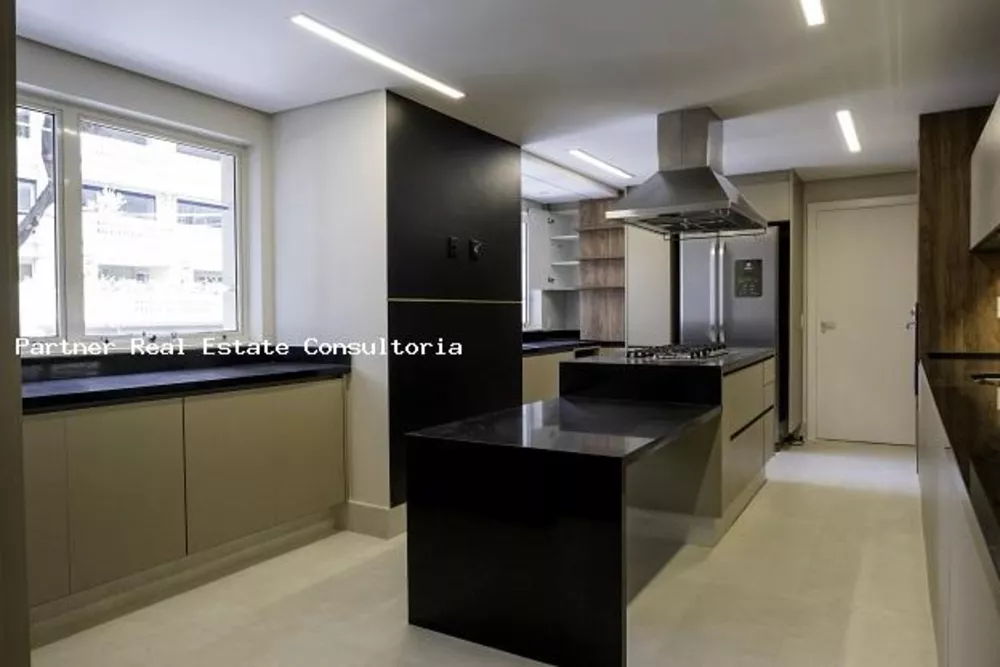 Apartamento à venda com 3 quartos, 306m² - Foto 13