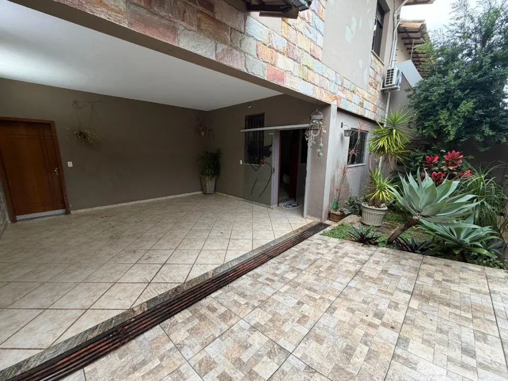 Casa, 3 quartos, 124 m² - Foto 1