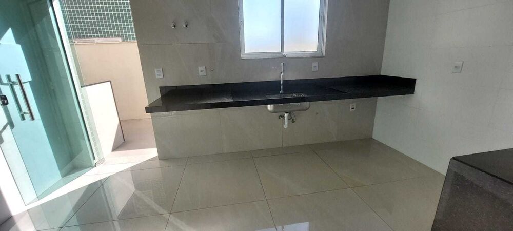 Apartamento à venda com 3 quartos, 186m² - Foto 12