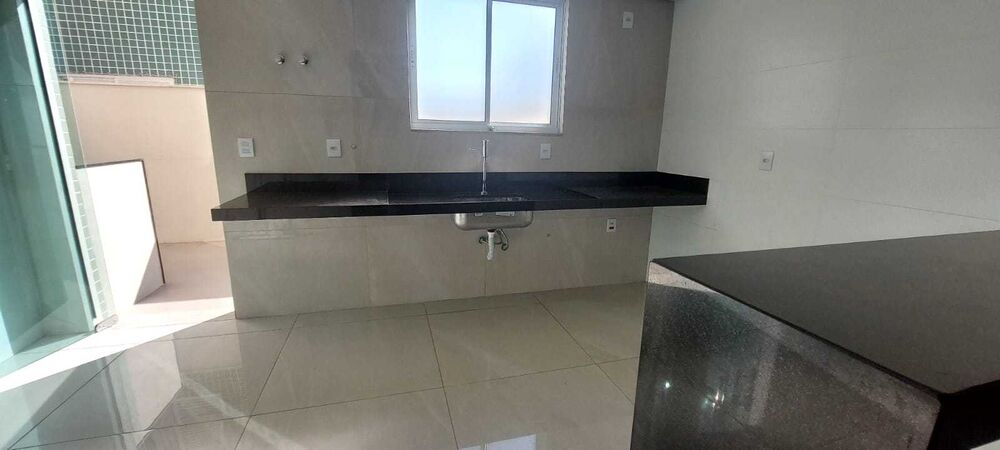 Apartamento à venda com 3 quartos, 186m² - Foto 13