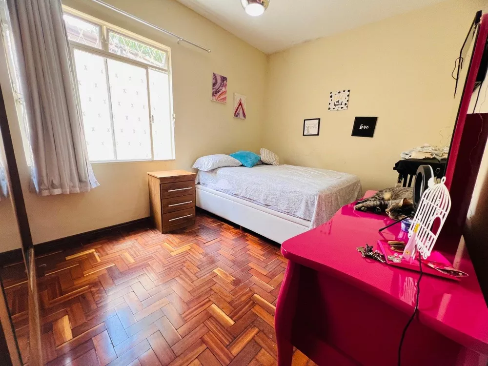 Casa à venda com 3 quartos, 360m² - Foto 16