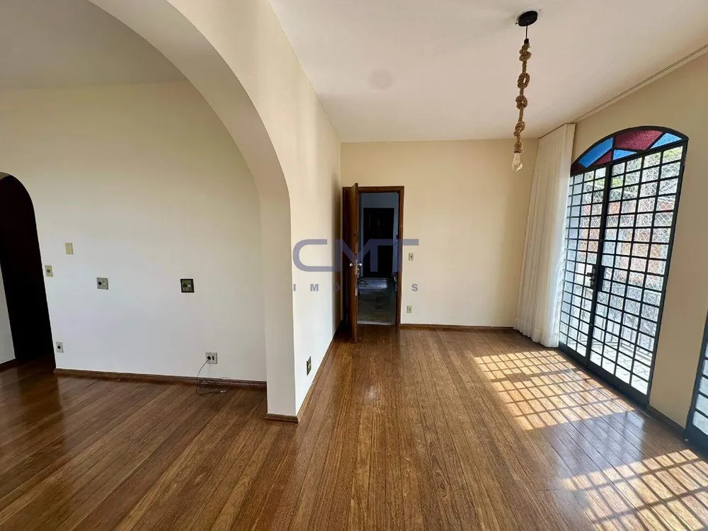 Apartamento, 3 quartos, 120 m² - Foto 1