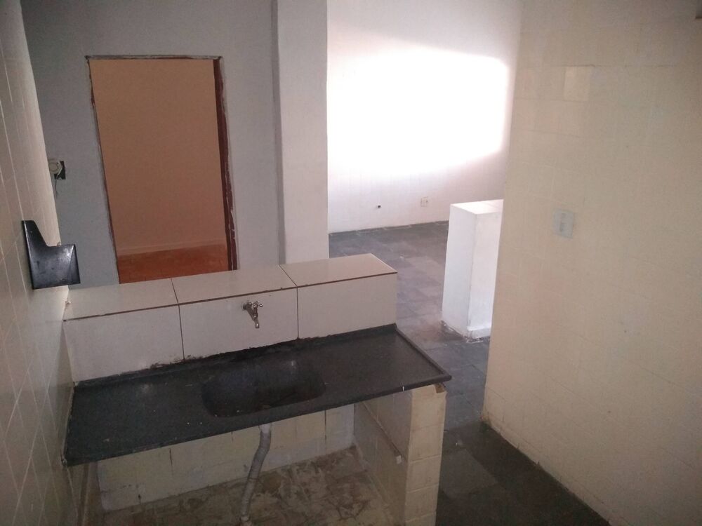 Casa à venda com 18 quartos, 563m² - Foto 2
